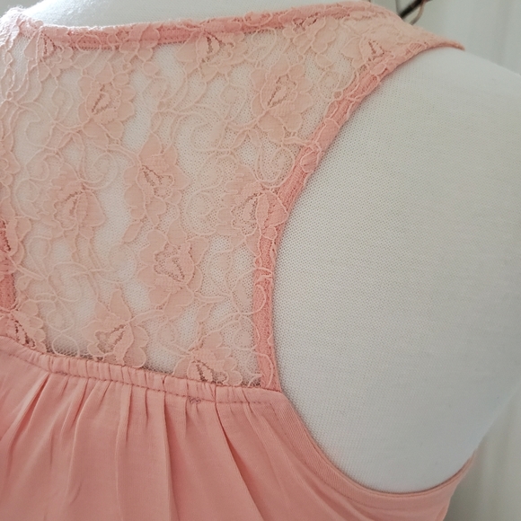 NWT Kenar Lace Tank - Picture 5 of 5
